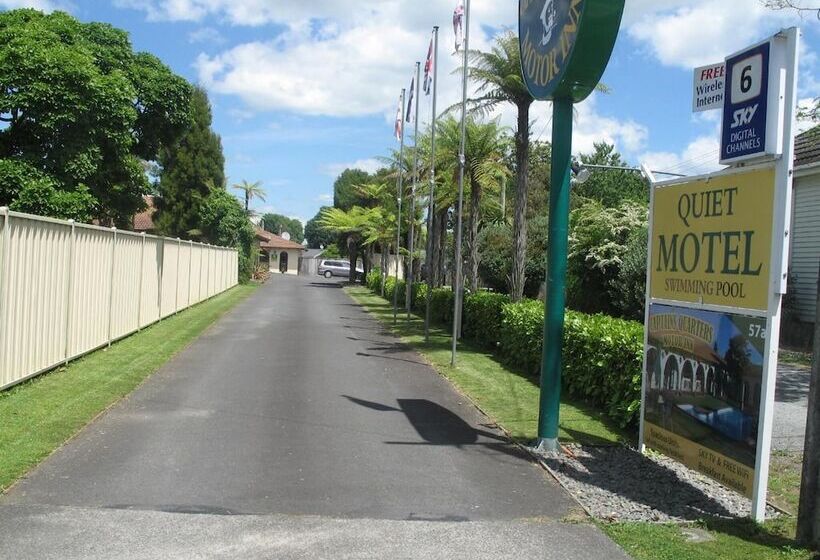 汽车旅馆  Captains Quarters Motor Inn