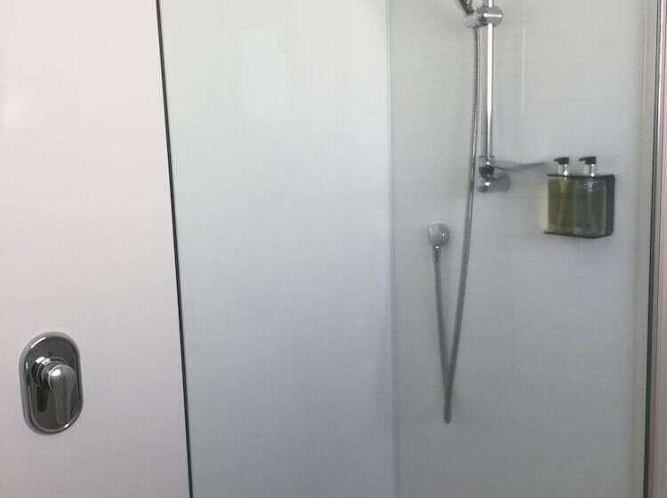 汽车旅馆  Captains Quarters Motor Inn