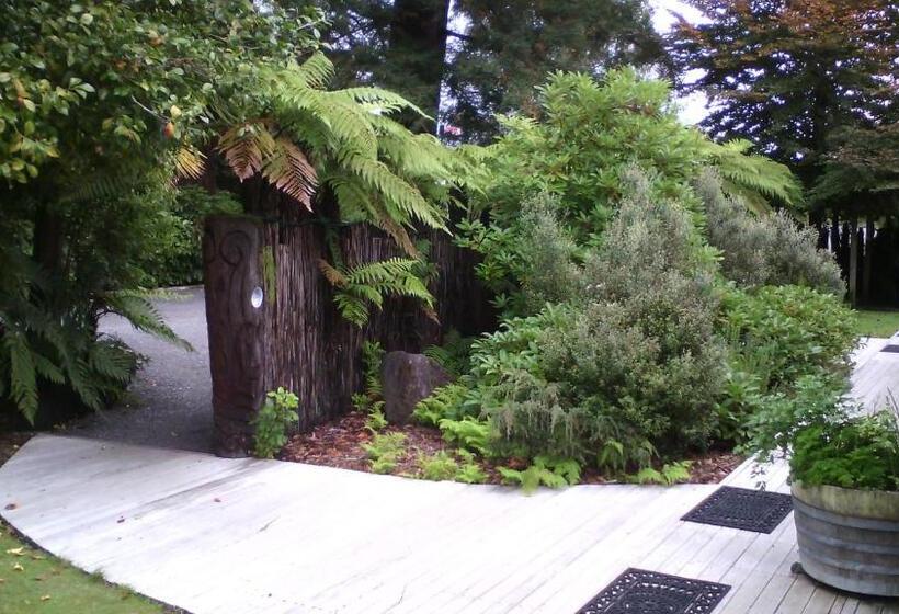 מוטל Creel Lodge