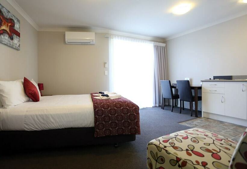 מוטל Matariki Motor Lodge