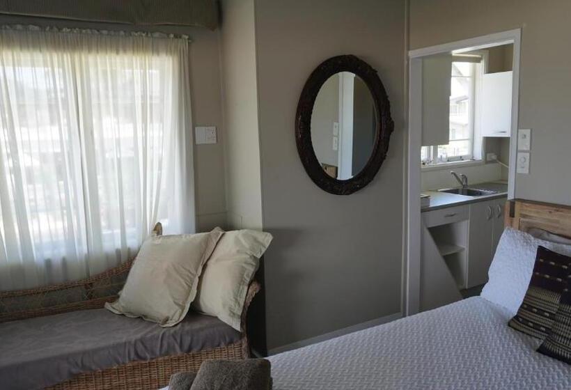 モーテル Nana Glads Beachfront Accommodation