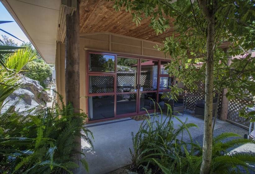 فندق على الطريق The Rocks Chalets