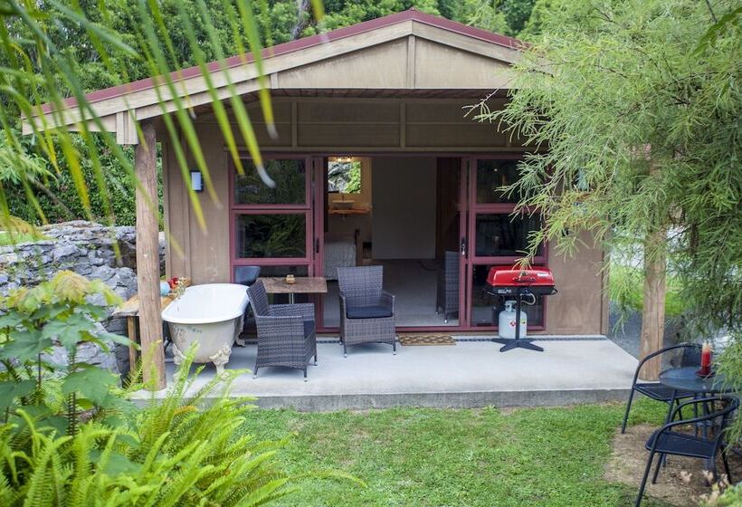 فندق على الطريق The Rocks Chalets