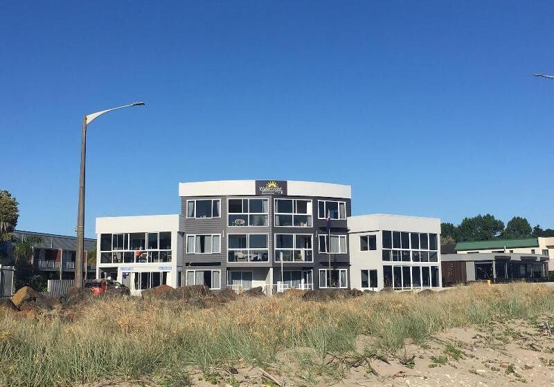 Мотель Waterfront Apartments Whitianga