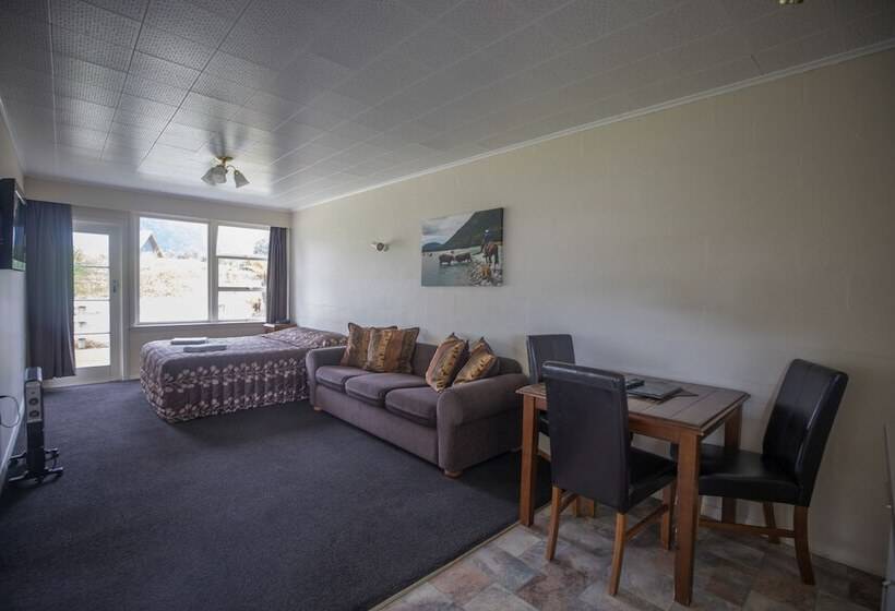 Mt Cook View Motel