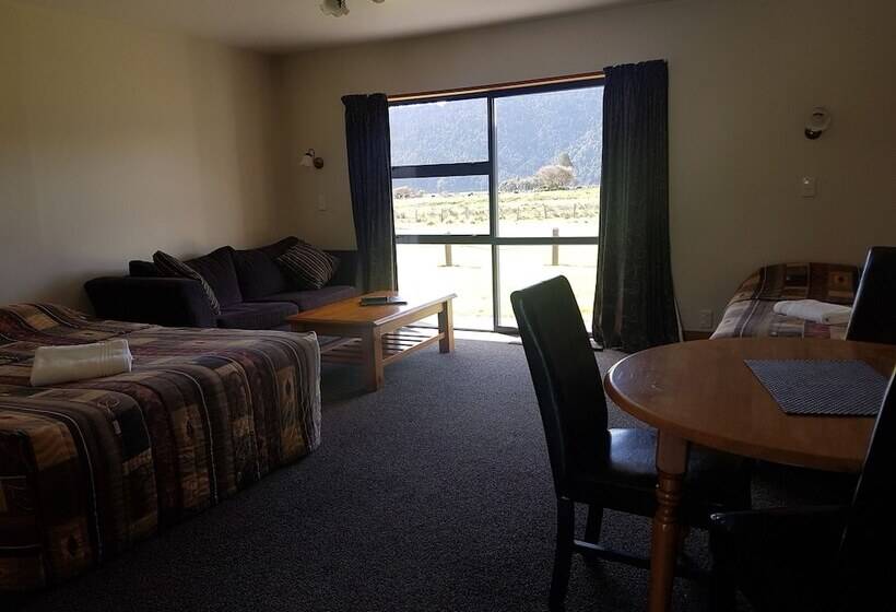 Mt Cook View Motel