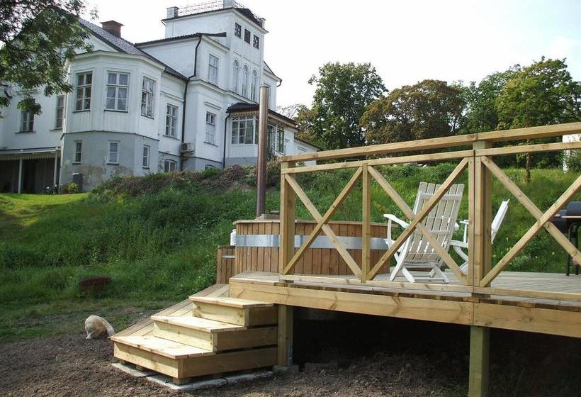 Nygårds Herrgård Bed & Breakfast