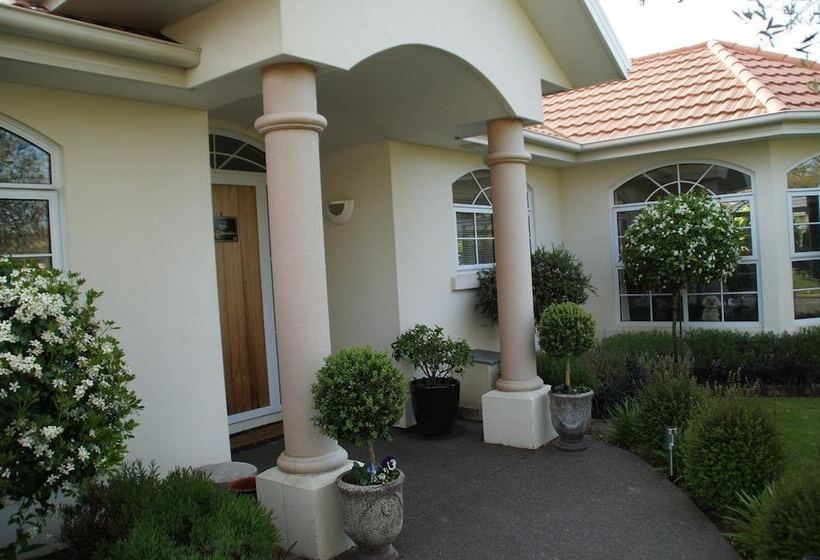 Olive House Bed And Breakfast