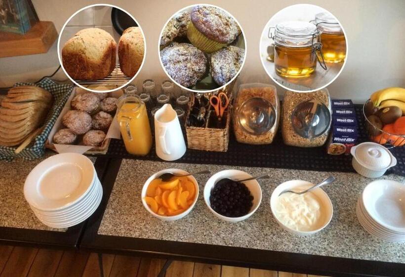 Omau Settlers Lodge Motel