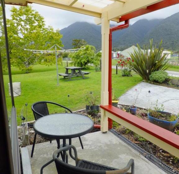 Ropatinis Bed & Breakfast