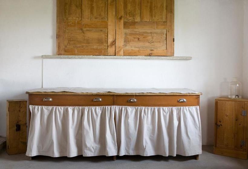 Rävåkra Bed & Breakfast