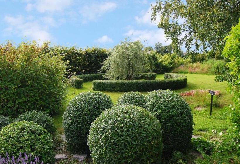 Södergårda östra Bed & Breakfast