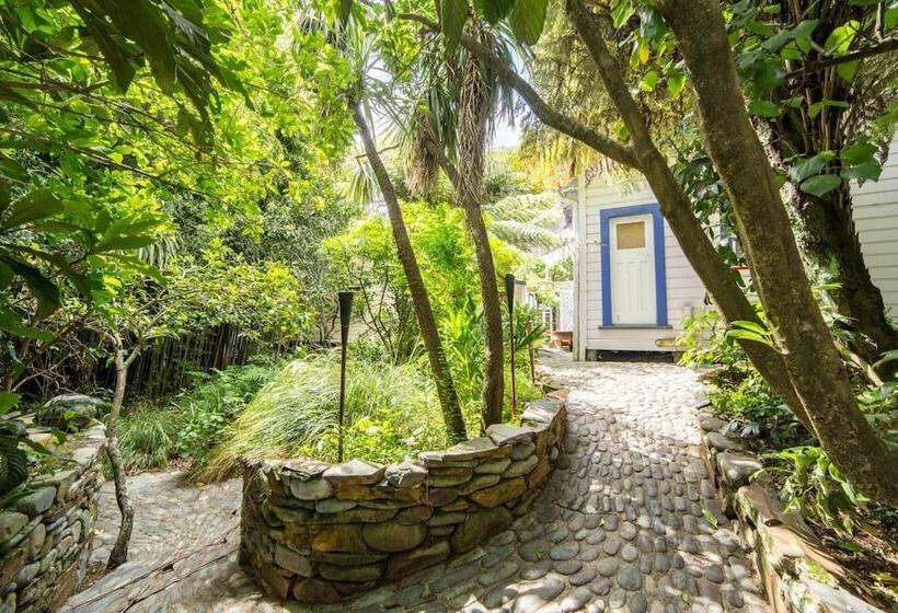 Shady Rest Bed & Breakfast