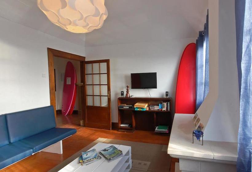 Surfivor Porto Surf Hostel