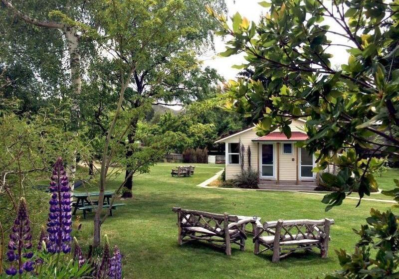 Tailor Made Tekapo Accommodation   Hostel