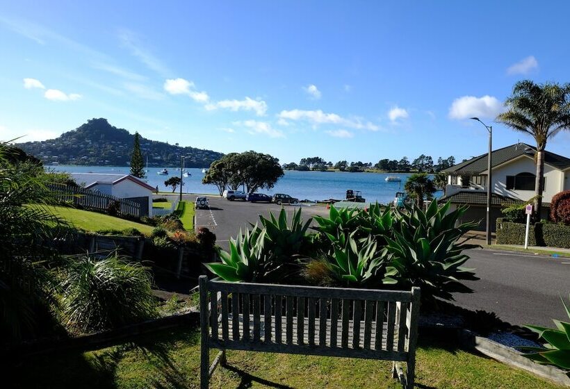 Tairua Shores Motel