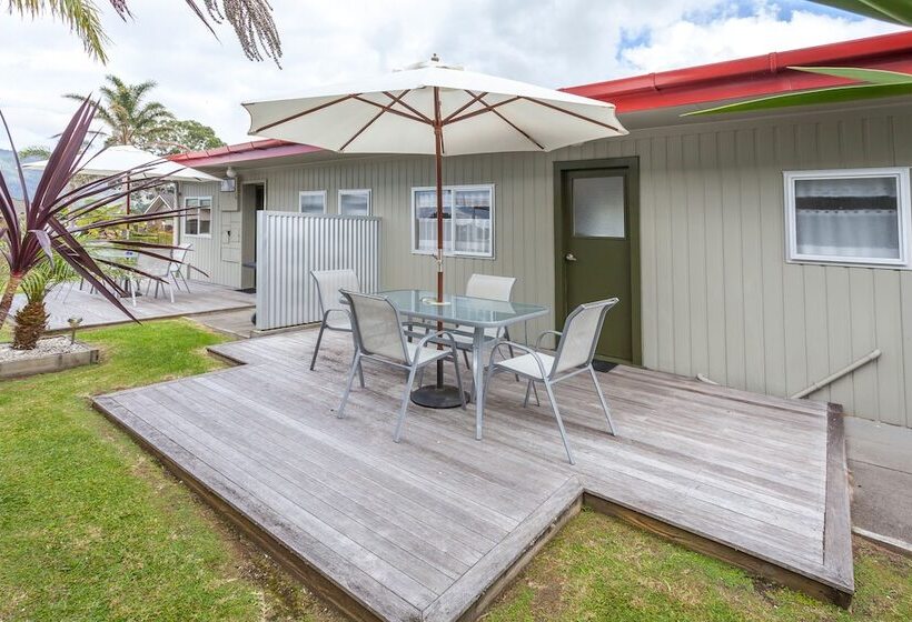Tairua Shores Motel
