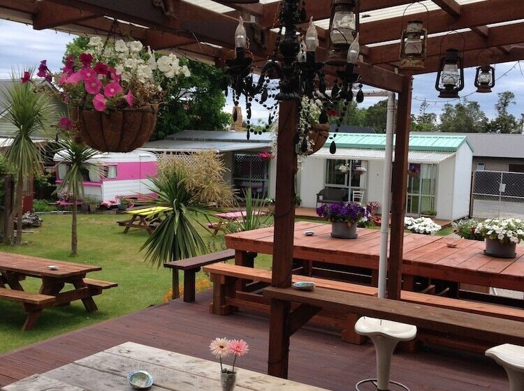 הוסטל Tripinn Motel & Share Accommodation