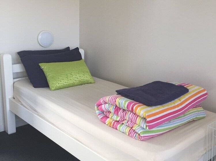 הוסטל Tripinn Motel & Share Accommodation