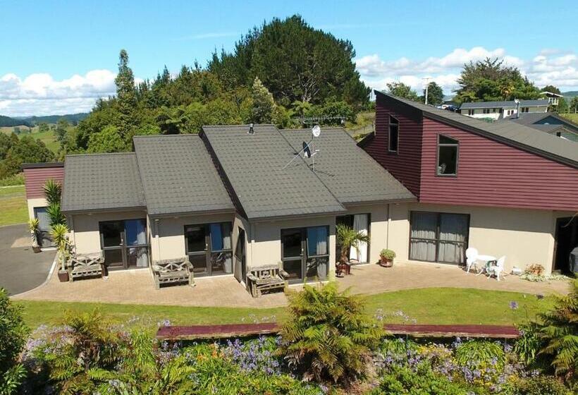 Waitomo Golfstays B&b