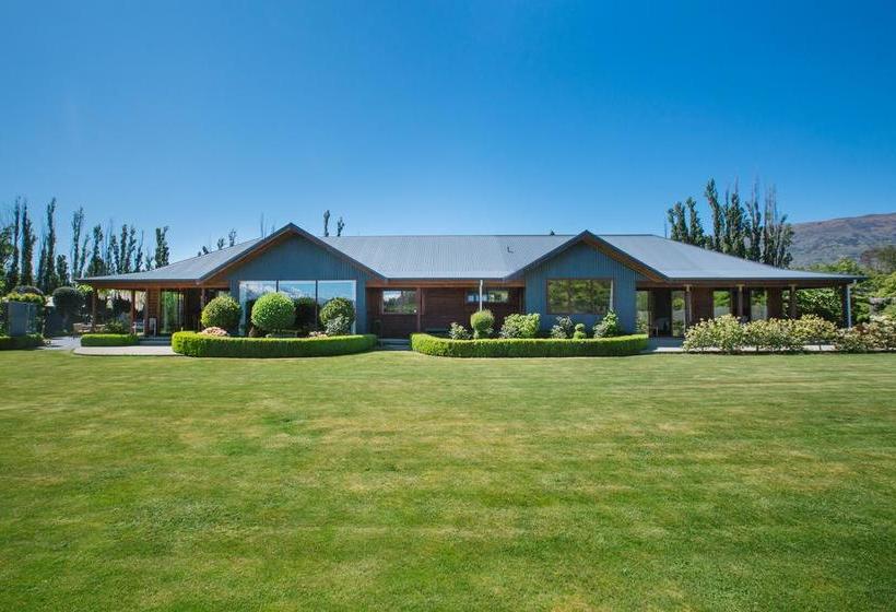 Wanaka Berry Farm And B&b