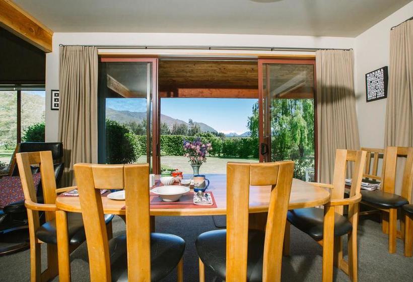 Wanaka Berry Farm And B&b