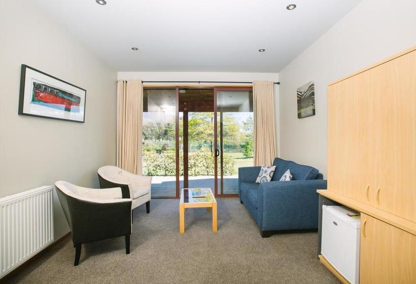 Wanaka Berry Farm And B&b