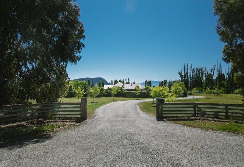 Wanaka Berry Farm And B&b