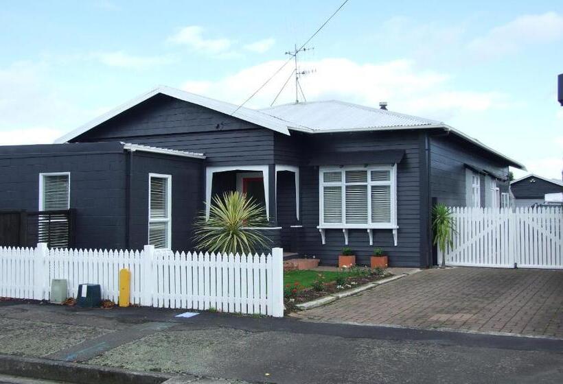 Wellesbourne Homestay B&b