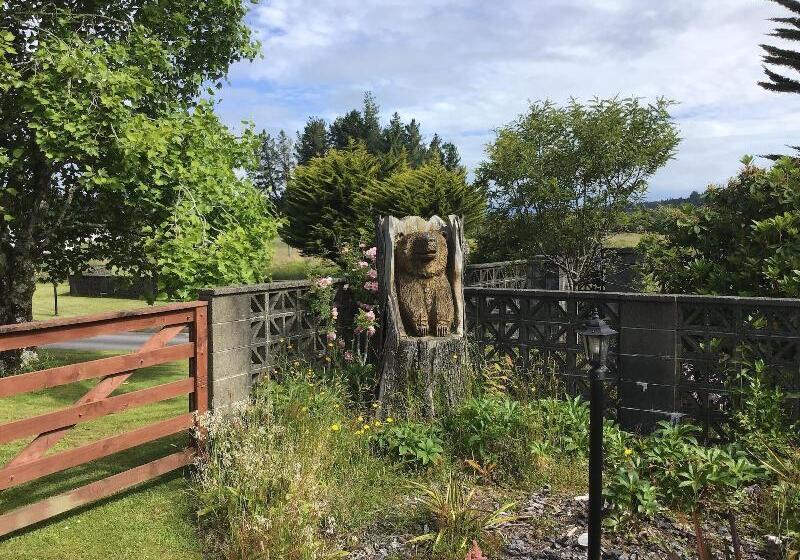 Woodland Glen Lodge B&b