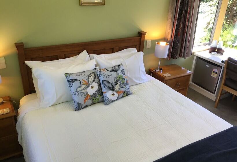 Woodland Glen Lodge B&b