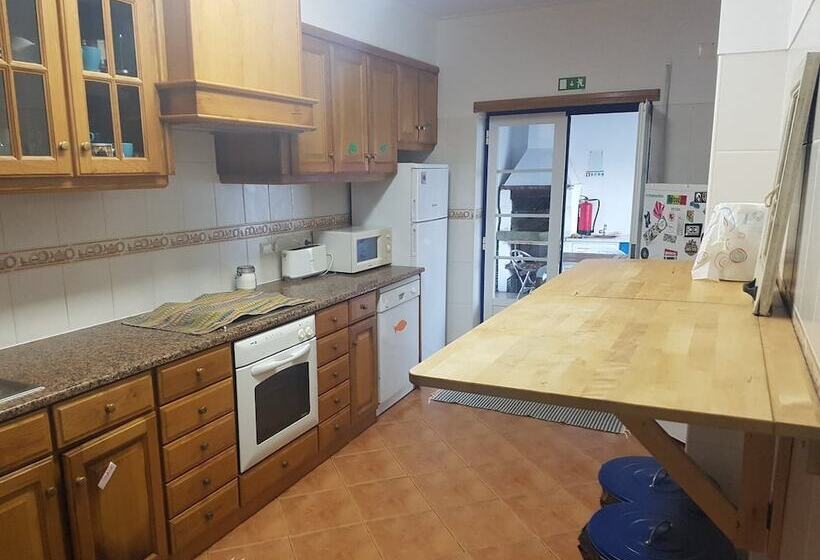 호스텔 Baleal Guesthouse