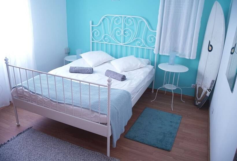 호스텔 Baleal Guesthouse