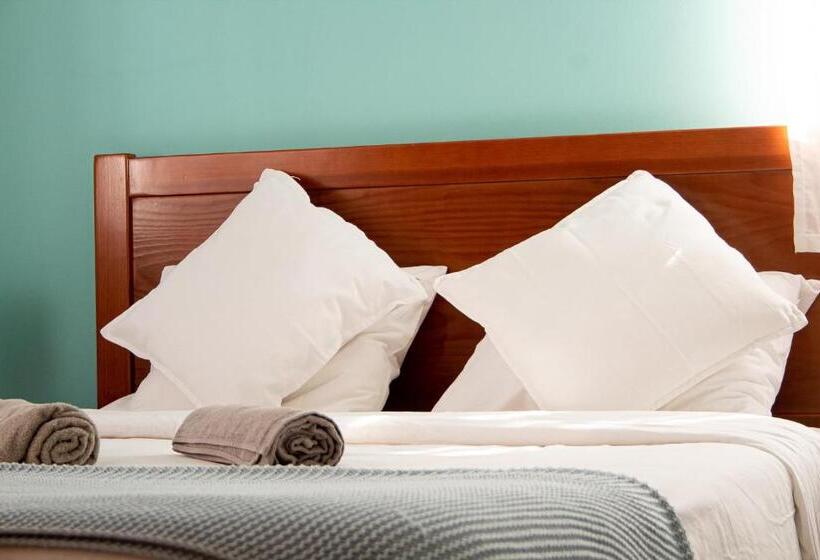 호스텔 Baleal Guesthouse