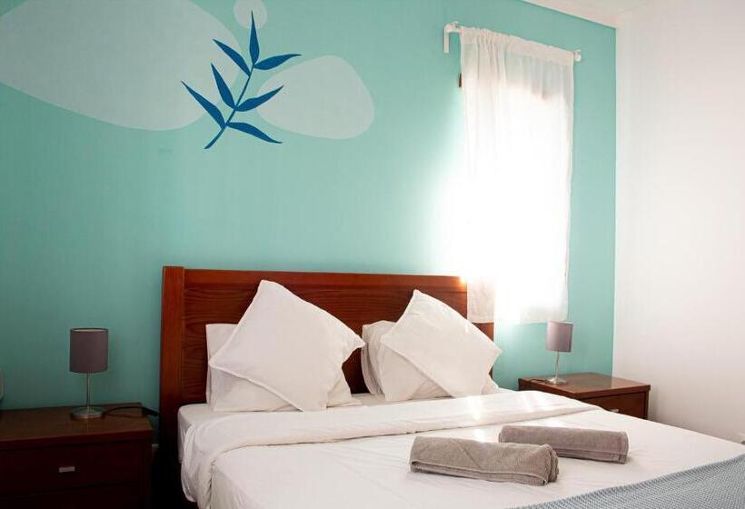 호스텔 Baleal Guesthouse