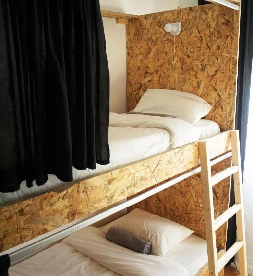 호스텔 Baleal Guesthouse