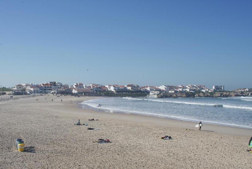 호스텔 Baleal Guesthouse