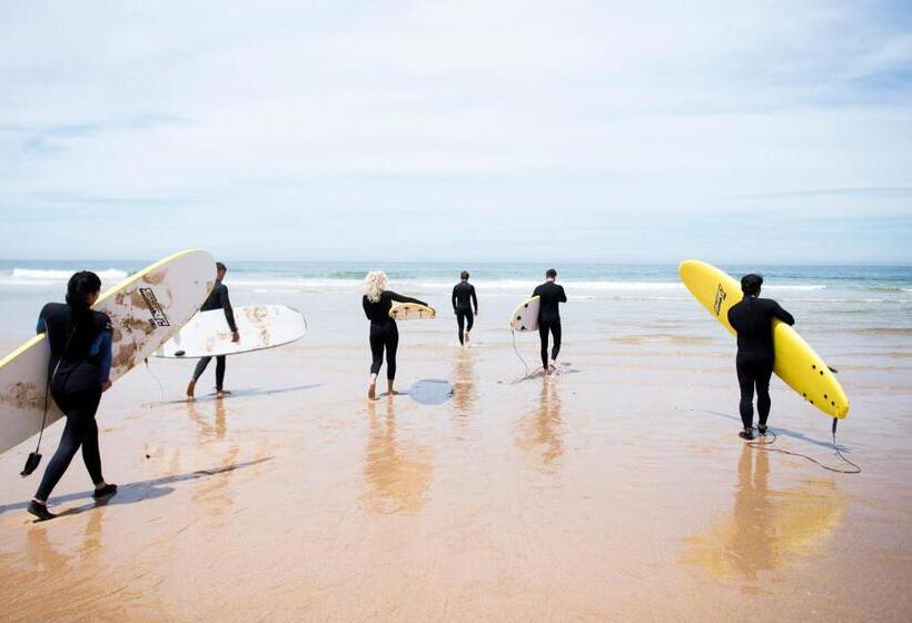 هاستل Chill In Ericeira Surf House