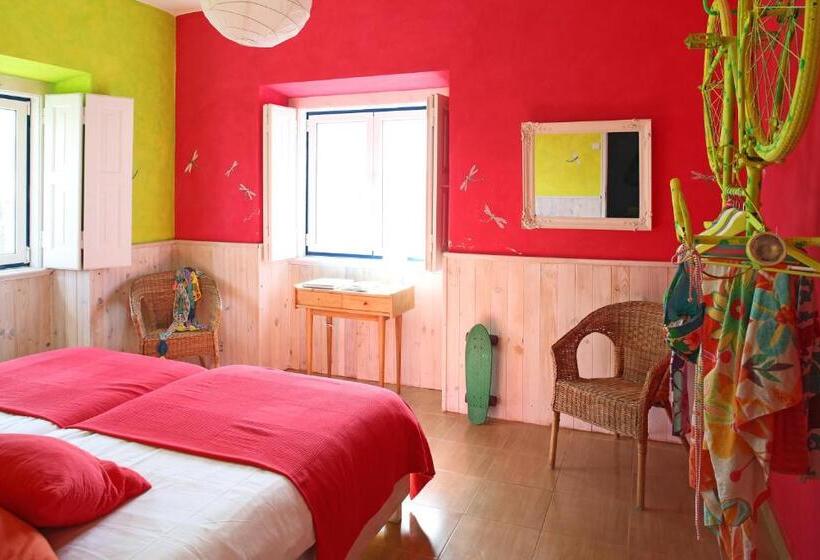 هاستل Chill In Ericeira Surf House