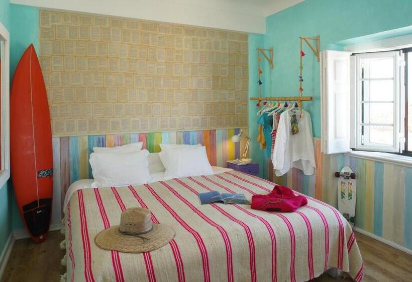 هاستل Chill In Ericeira Surf House
