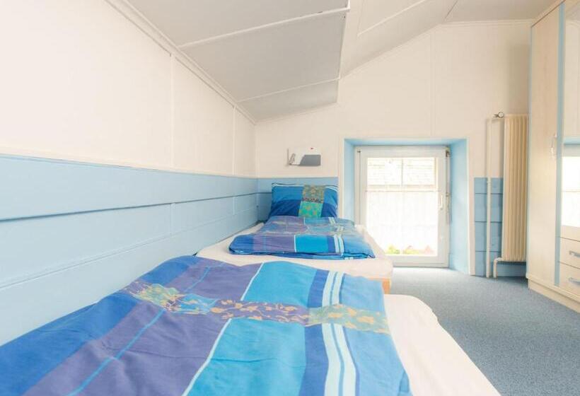 호스텔 Gasthaus Pension Zum Turm