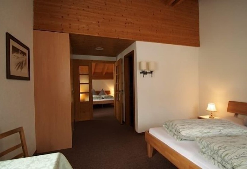 הוסטל Gasthaus Skiklub