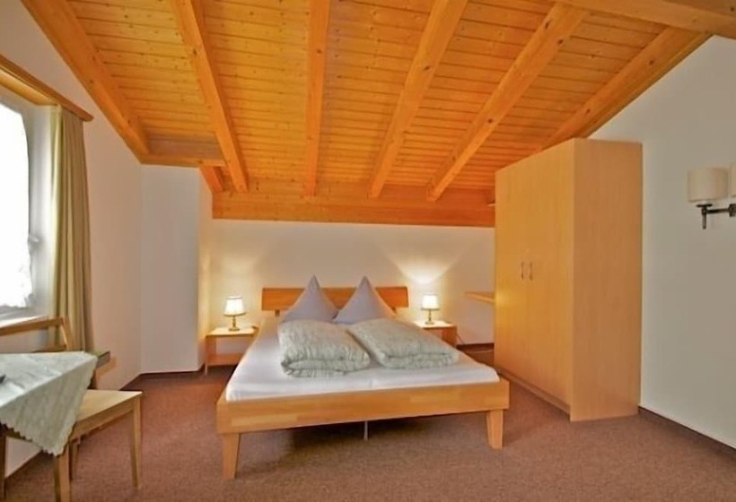 הוסטל Gasthaus Skiklub