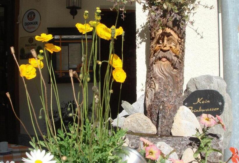 הוסטל Gasthaus Skiklub