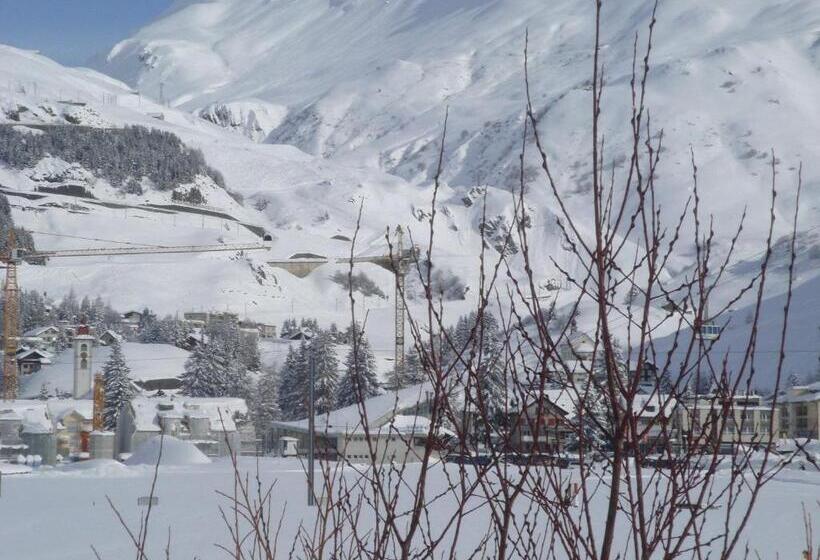 הוסטל Gasthaus Skiklub