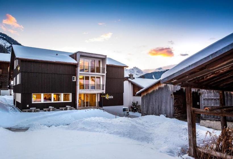 旅馆 Nova Casa Spinatscha Sedrun