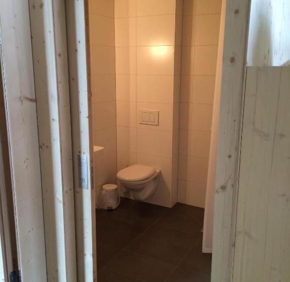 旅馆 Nova Casa Spinatscha Sedrun