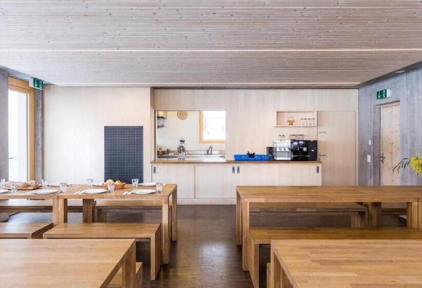 旅馆 Nova Casa Spinatscha Sedrun