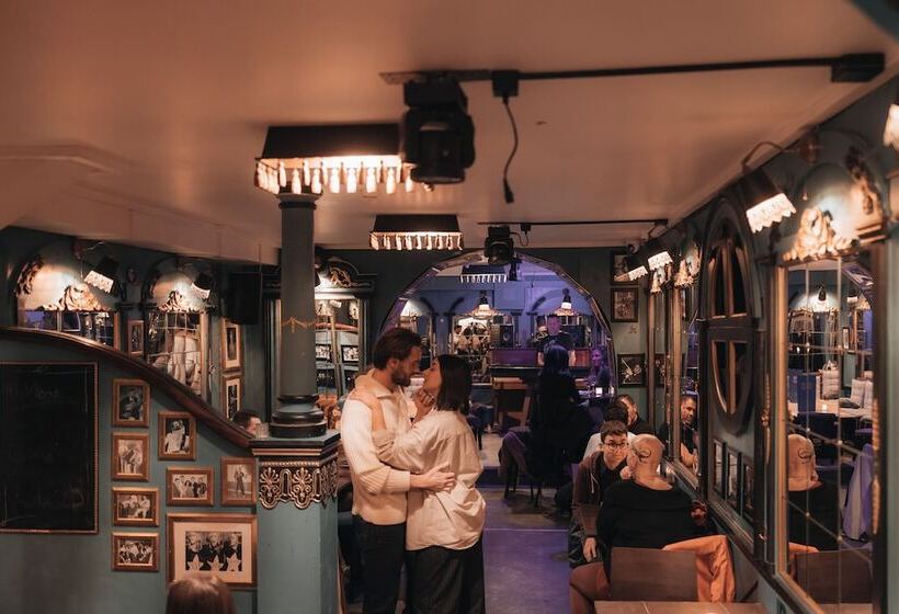 Herberge Vevey House