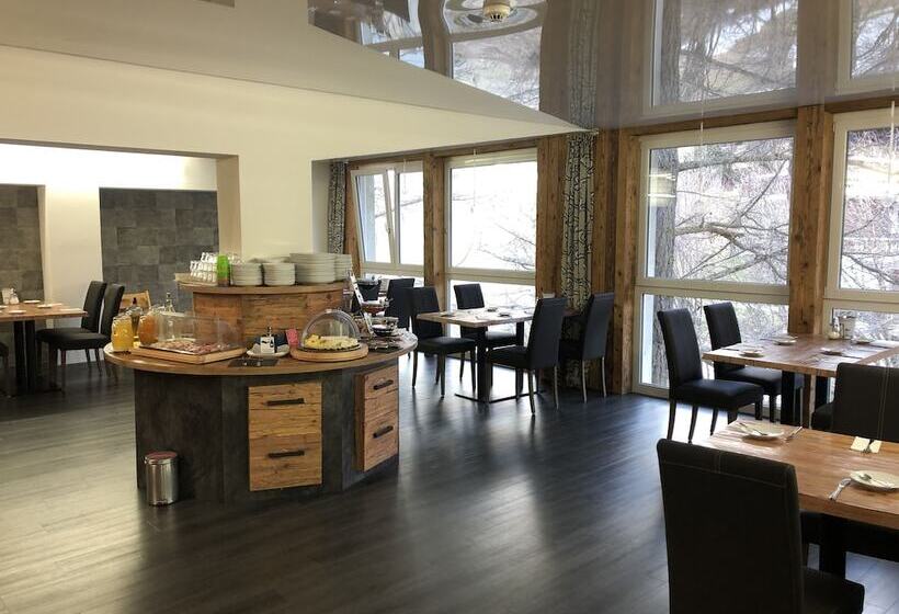 Amber Ski In/out Hotel & Spa